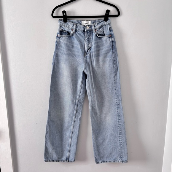 Reformation Jeans Wilder High Rise Wide Leg Cropped Jeans Faded Whiskering Blue - Picture 2 of 6